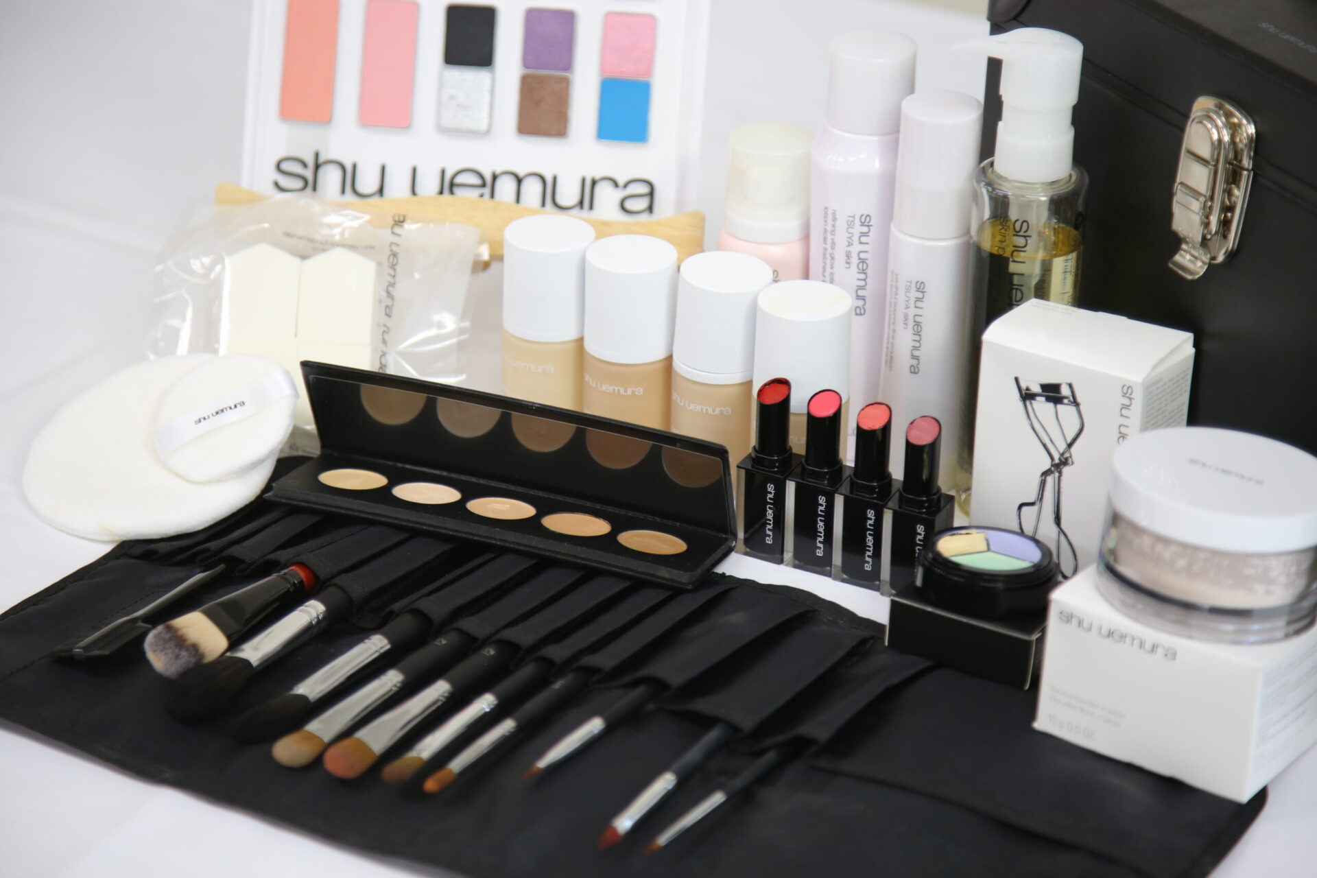shu uemura メイク道具 【公式通販】